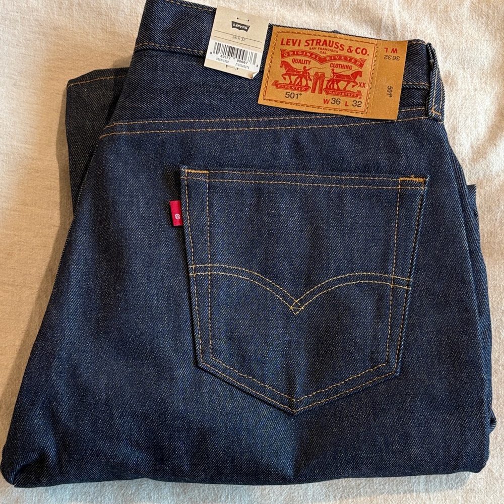 Levi's Men's Dark Blue Straight Jeans